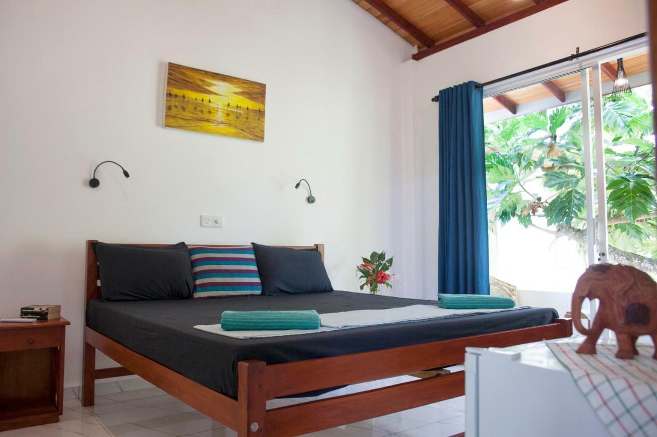 Alvas House Otel Hikkaduwa Dış mekan fotoğraf